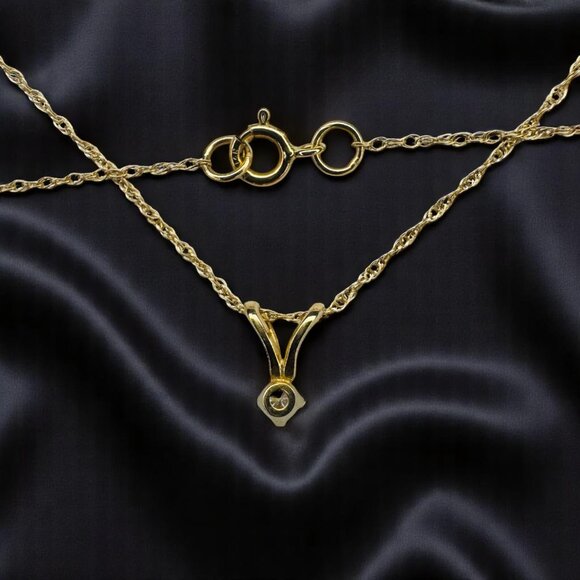 14k Gold- Diamond Necklace -18"- 1/10 carat -Natural Diamond- Solitaire Pendant - Picture 3 of 16